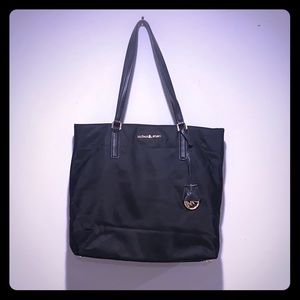 Michael Kors / black nylon tote